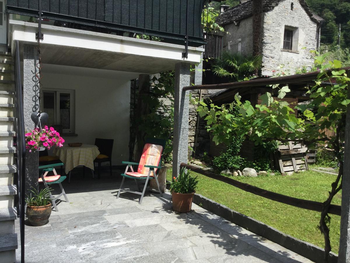 Hotel Ca Evelina Maggia TI Exterior foto
